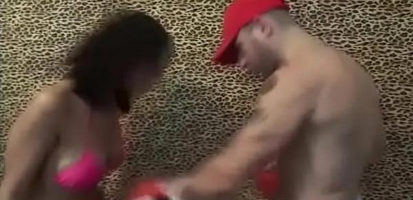  UIWP ENTERTAINMENT Man vs Women Belly Punching Match INTERGENDER